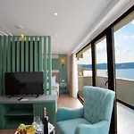 Hotel Bosphorus Port Aspen 3*