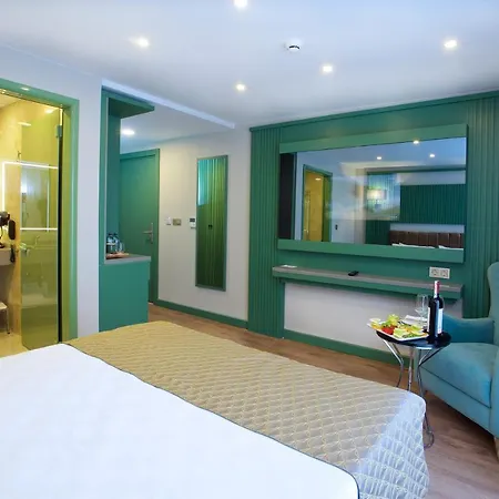 Hotel Bosphorus Port Aspen