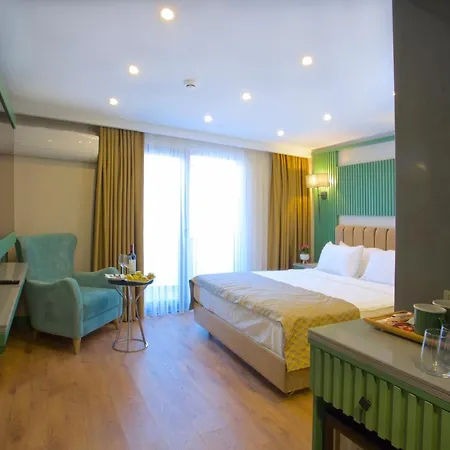 Hotel Bosphorus Port Aspen